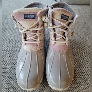 Girls Sperry duck boots